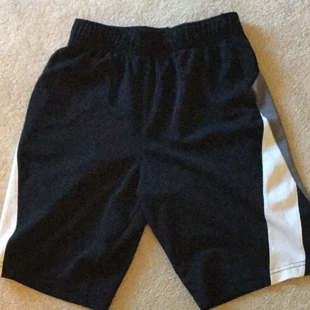 Tech gear boys large shorts